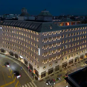 Radisson Collection Hotel, Santa Sofia ***** Milaan